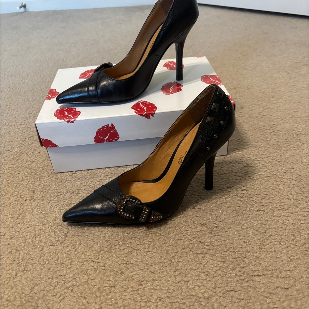 Chic Black Stiletto Heels with Studded Detail